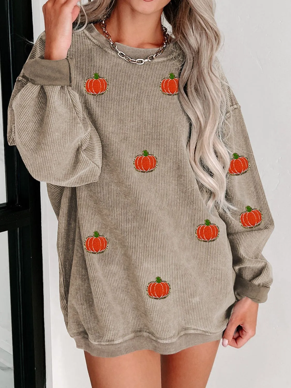 Pumpkin Round Neck Long Sleeve Sweatshirt